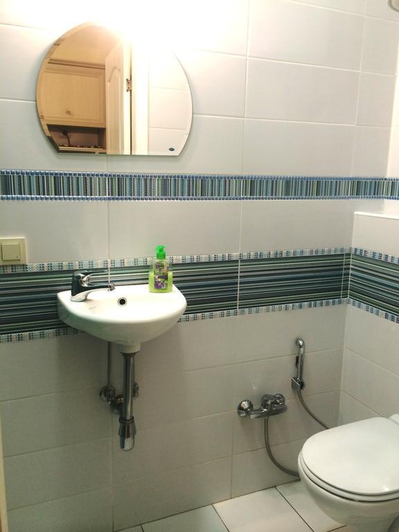 אודסה Studio Near Deribasovskaya מראה חיצוני תמונה
